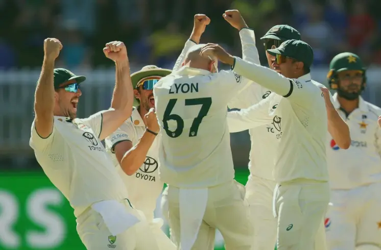 Dominant Australia Crushes Pakistan in Thrilling First Test Encounter